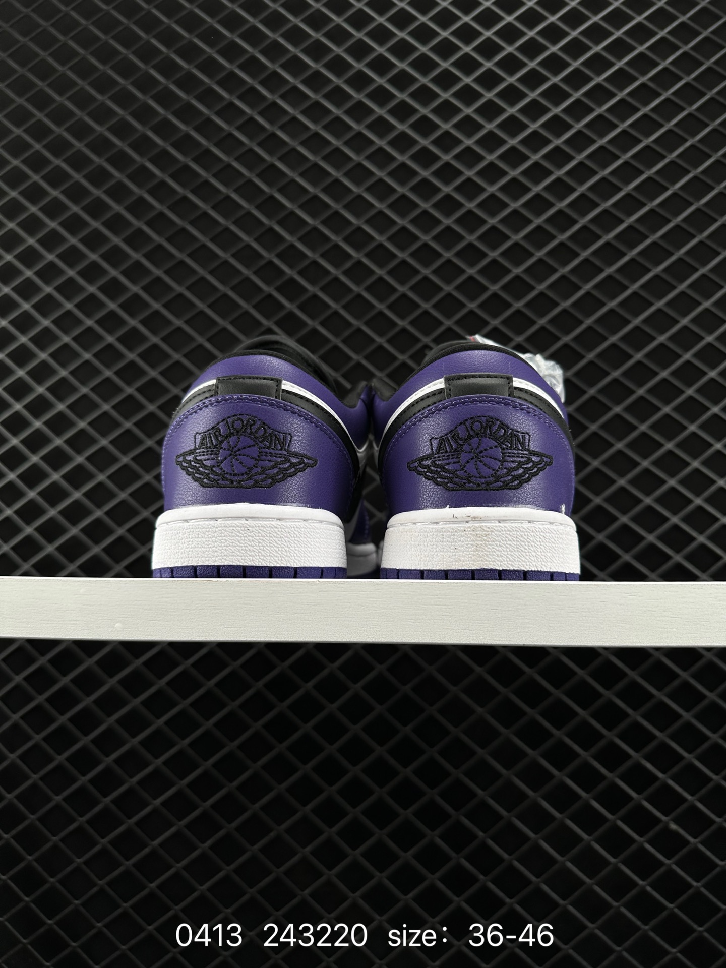 Nike Wmns Air Jordan 1 Low GS”Team Gold”